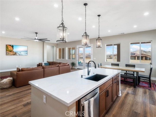 19568 Arcata Road, Apple Valley, CA 92307