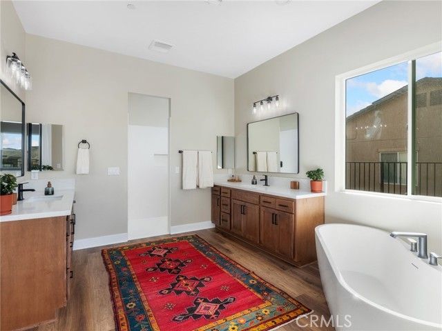 19568 Arcata Road, Apple Valley, CA 92307