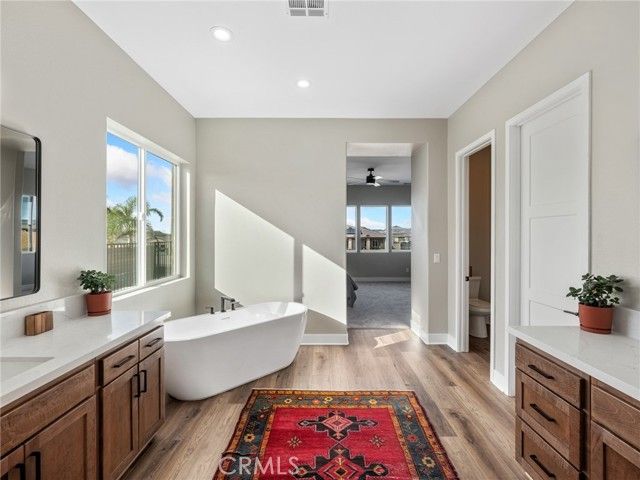 19568 Arcata Road, Apple Valley, CA 92307