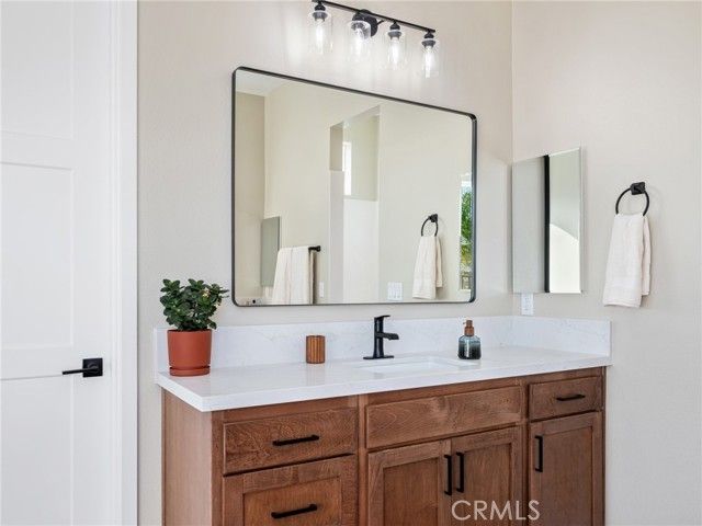 19568 Arcata Road, Apple Valley, CA 92307