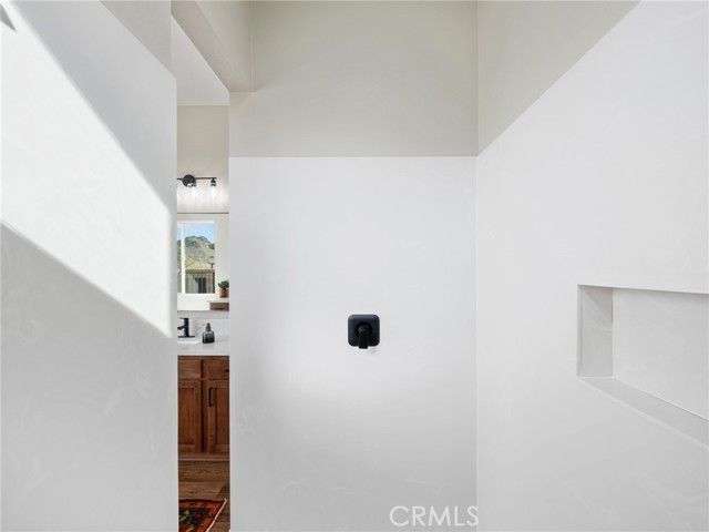 19568 Arcata Road, Apple Valley, CA 92307