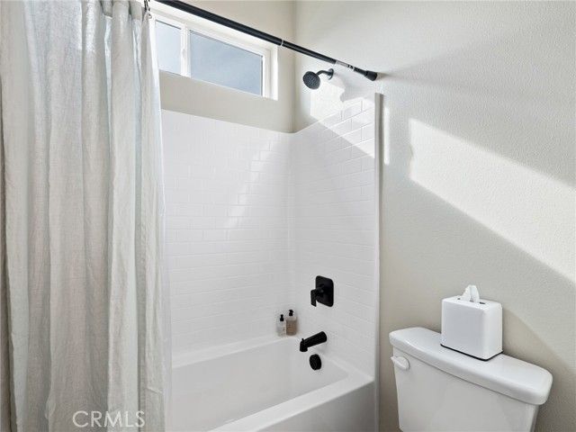 19568 Arcata Road, Apple Valley, CA 92307