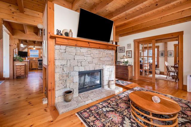 25 Brave Boat Harbor Road, York, ME 03909