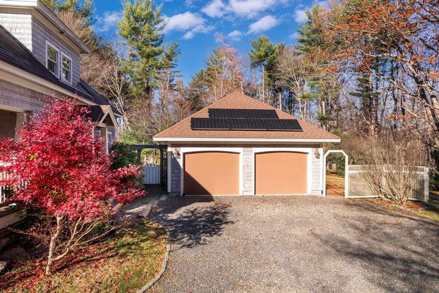 25 Brave Boat Harbor Road, York, ME 03909