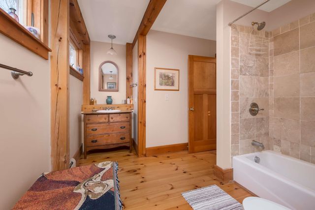 25 Brave Boat Harbor Road, York, ME 03909