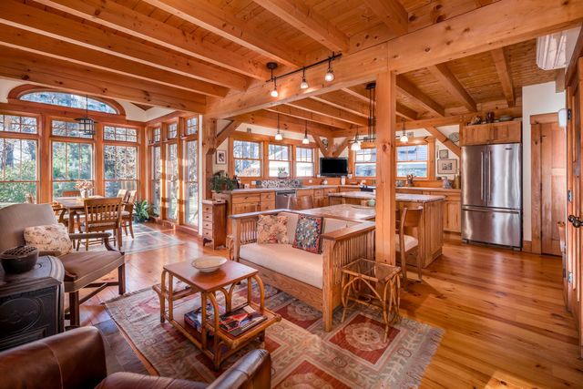 25 Brave Boat Harbor Road, York, ME 03909