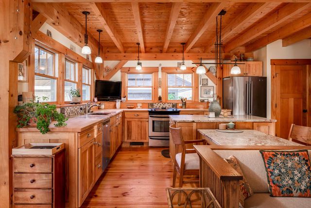 25 Brave Boat Harbor Road, York, ME 03909