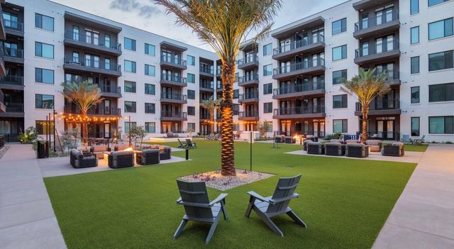 500 E Rivulon Boulevard A1, Gilbert, AZ 85295