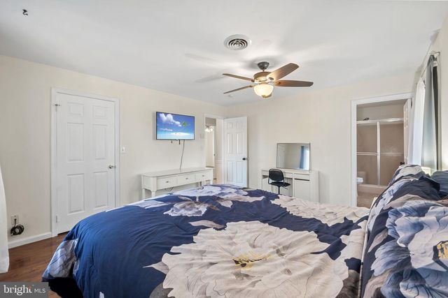 51 CAPTAIN BAIRD CT, Charles Town, WV 25414