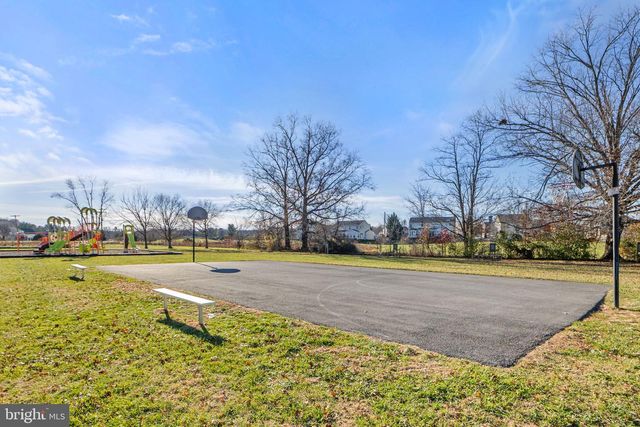 51 CAPTAIN BAIRD CT, Charles Town, WV 25414