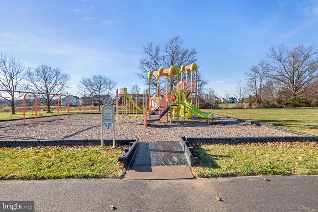 51 CAPTAIN BAIRD CT, Charles Town, WV 25414