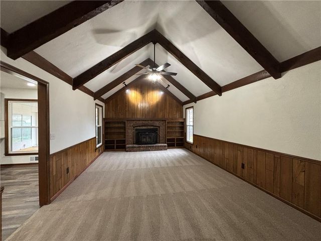 1004 3rd Terrace, Lee's Summit, MO 64063