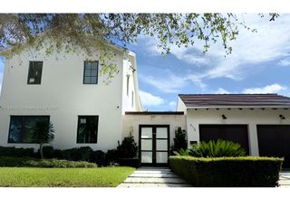 638 Escobar Ave, Coral Gables, FL 33134