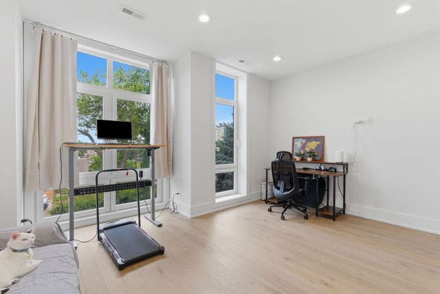 6227 D S Ellis Avenue, Chicago, IL 60637