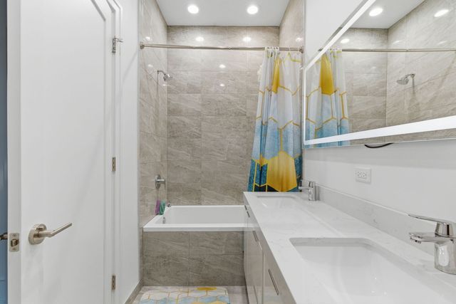 6227 D S Ellis Avenue, Chicago, IL 60637