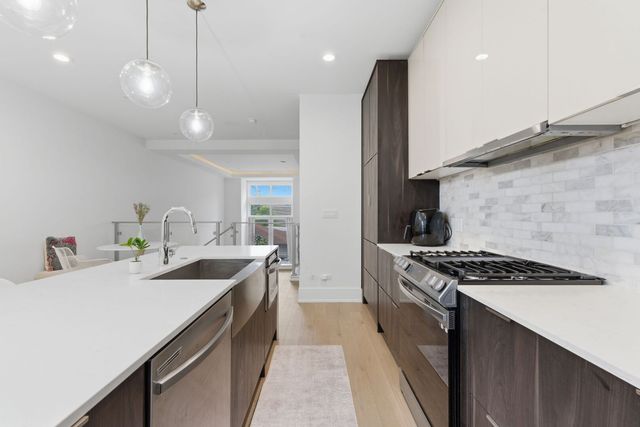 6227 D S Ellis Avenue, Chicago, IL 60637