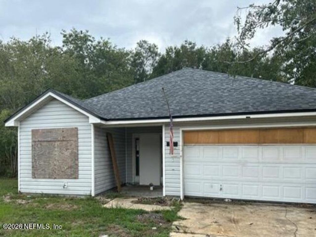 928 SUNSET GLEN Court, Jacksonville, FL 32225