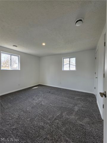 746 Delaware Avenue, Elyria, OH 44035