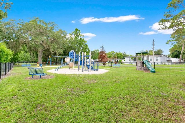 169 PINE TREE DRIVE, Debary, FL 32713