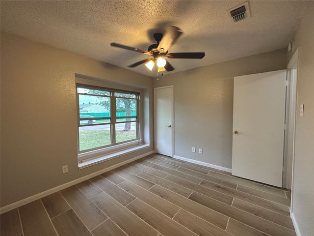 6624 Aztec Court, Lake Worth, TX 76135