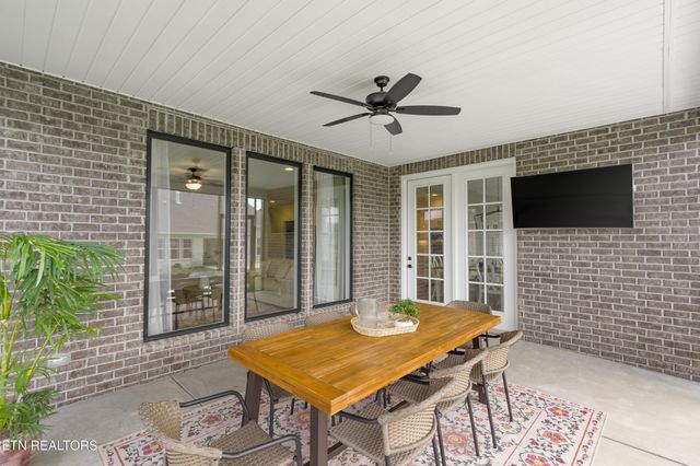12027 Deer Crossing Drive, Knoxville, TN 37932