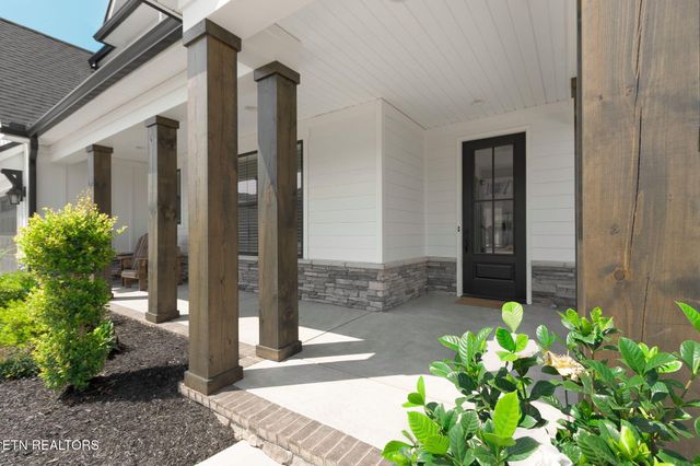 12027 Deer Crossing Drive, Knoxville, TN 37932