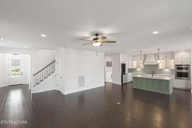 12027 Deer Crossing Drive, Knoxville, TN 37932
