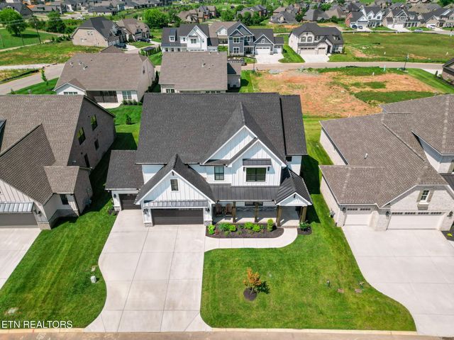 12027 Deer Crossing Drive, Knoxville, TN 37932