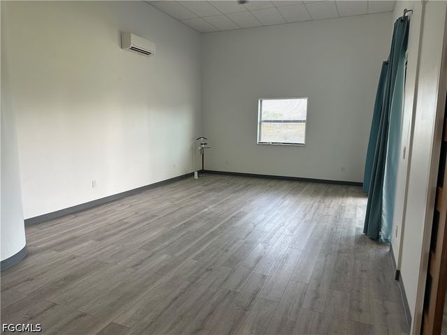 2405 SW 32nd ST, Cape Coral, FL 33914