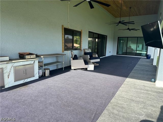 2405 SW 32nd ST, Cape Coral, FL 33914