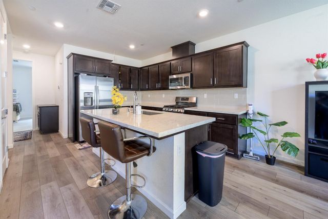 2944 Valbonne Walk, Sacramento, CA 95834