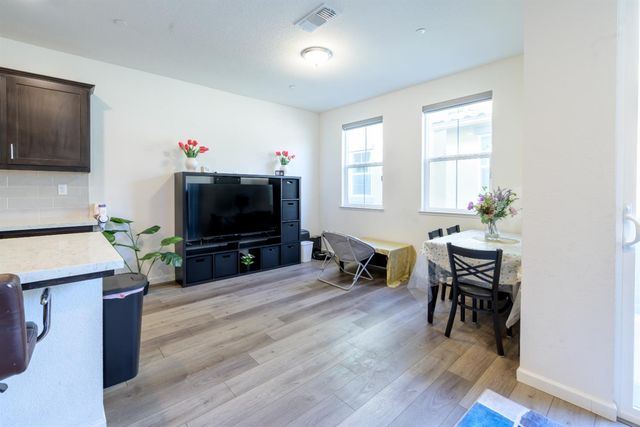 2944 Valbonne Walk, Sacramento, CA 95834