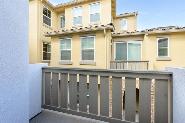 2944 Valbonne Walk, Sacramento, CA 95834