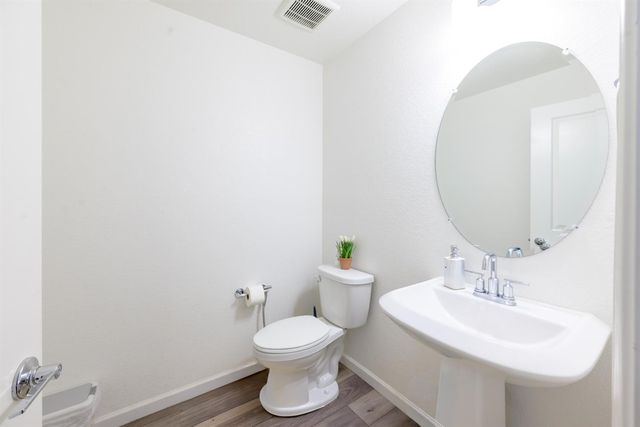 2944 Valbonne Walk, Sacramento, CA 95834