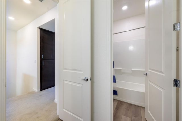 2944 Valbonne Walk, Sacramento, CA 95834