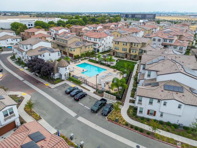 2944 Valbonne Walk, Sacramento, CA 95834