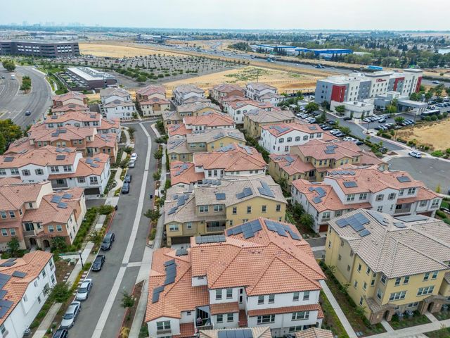 2944 Valbonne Walk, Sacramento, CA 95834