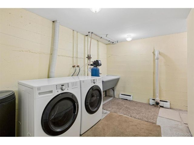 2195 Union Dr, Lakewood, CO 80215