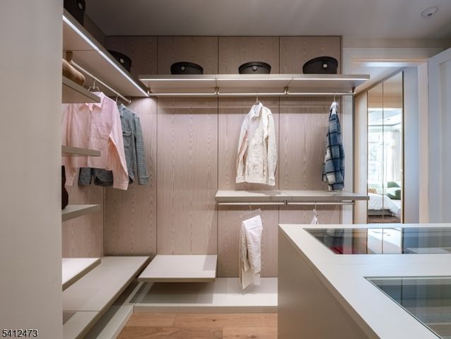 16 Paris Ave 9, Rockleigh Boro, NJ 07647