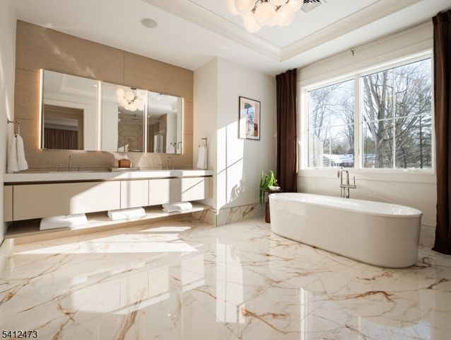 16 Paris Ave 9, Rockleigh Boro, NJ 07647