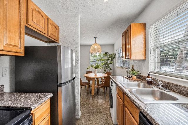 212 S CHURCH AVENUE 211, Tampa, FL 33609