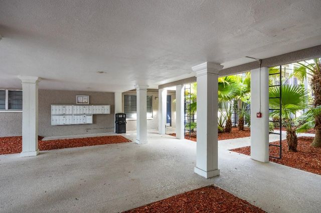 212 S CHURCH AVENUE 211, Tampa, FL 33609