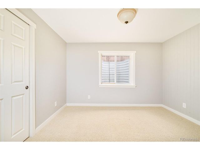 2147 Pinon Cir, Erie, CO 80516