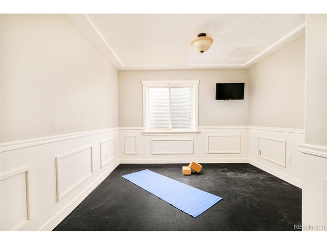 2147 Pinon Cir, Erie, CO 80516