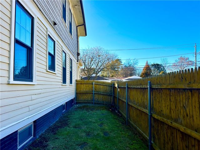 181 Cole Avenue 2, Providence, RI 02906