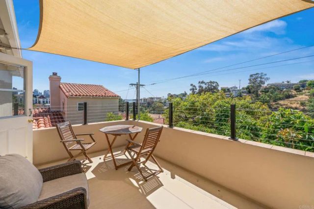 2808 Dove Street, San Diego, CA 92103