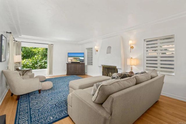 2808 Dove Street, San Diego, CA 92103