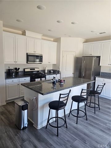 12024 Beverly Glen, Victorville, CA 92392