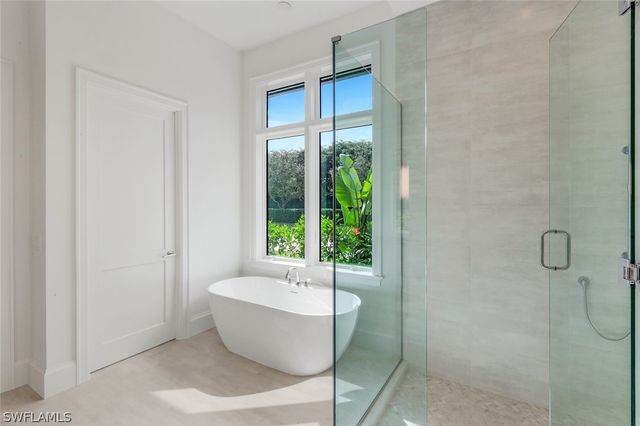 16728 Enclave CIR, Naples, FL 34110