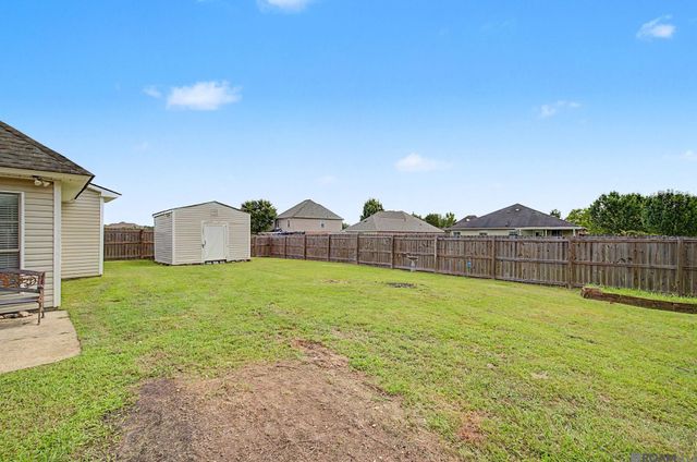 26010 Wimbledon Dr, Denham Springs, LA 70726
